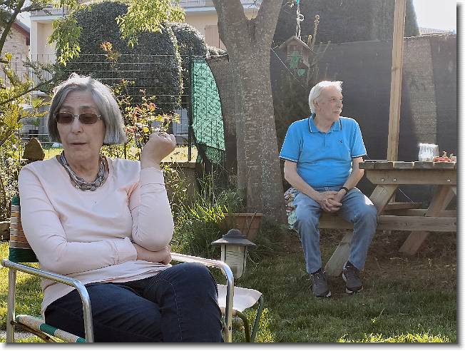 Clicca per scorrere le foto originali ingrandite
