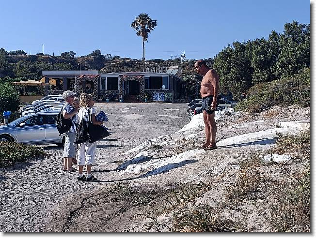 Clicca per scorrere le foto originali ingrandite