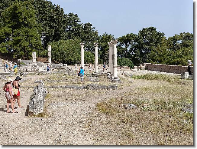 Clicca per scorrere le foto originali ingrandite