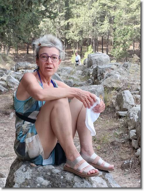 Clicca per scorrere le foto originali ingrandite