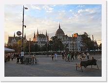2024-09-27-18h03m14 * 4608 x 3456 * (1.7MB)