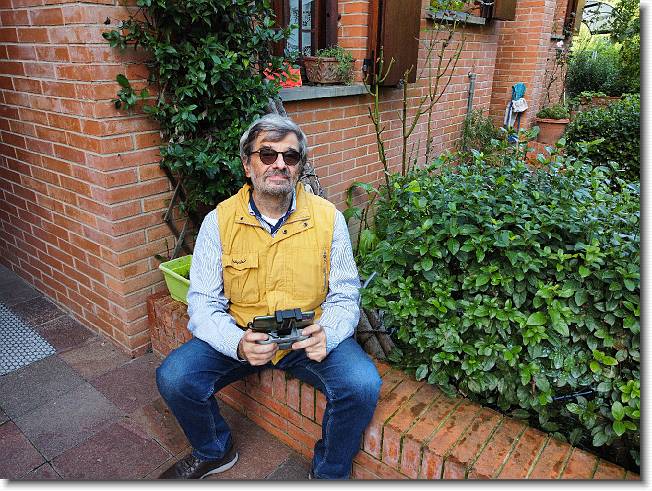 Clicca per scorrere le foto originali ingrandite