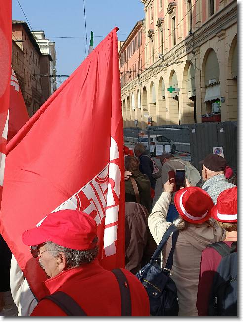 Clicca per scorrere le foto originali ingrandite