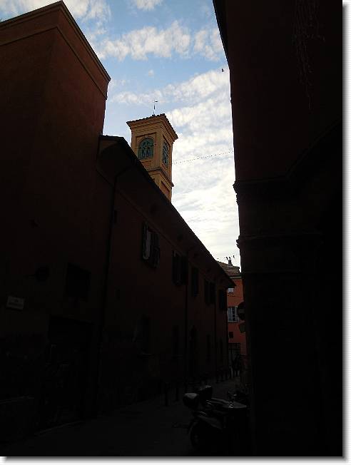Clicca per scorrere le foto originali ingrandite