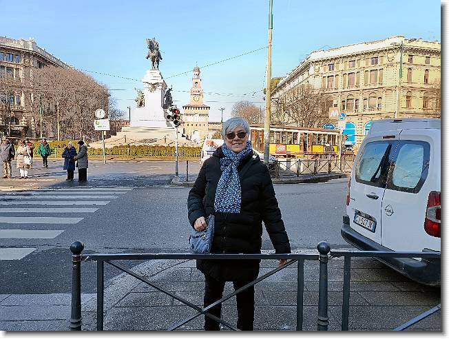 Clicca per scorrere le foto originali ingrandite