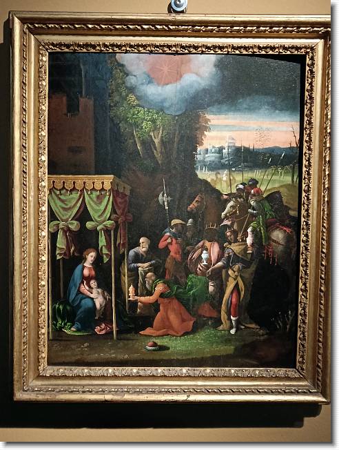 Clicca per scorrere le foto originali ingrandite