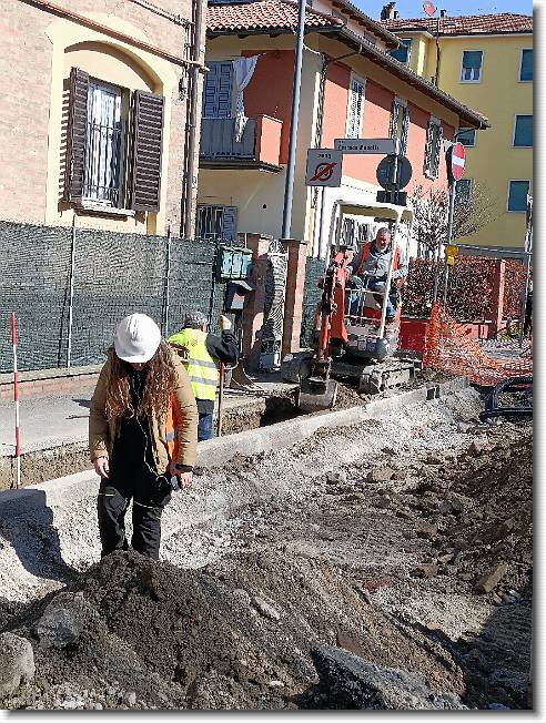 Clicca per scorrere le foto originali ingrandite