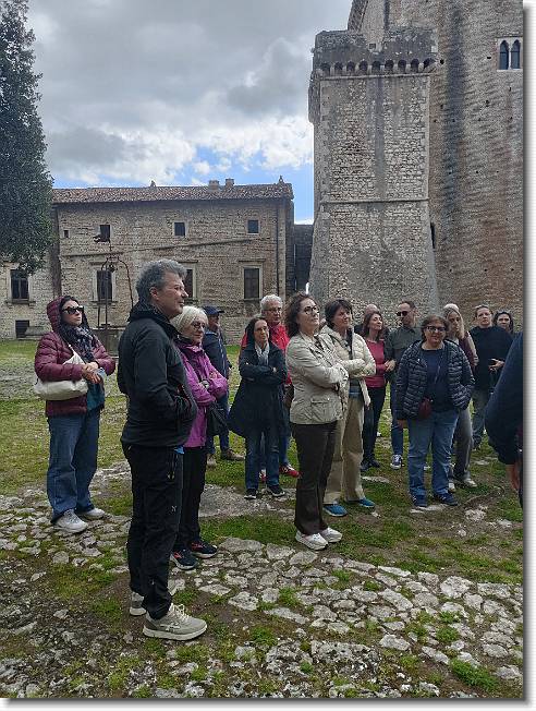Clicca per scorrere le foto originali ingrandite