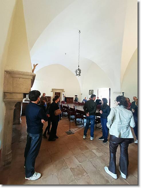 Clicca per scorrere le foto originali ingrandite