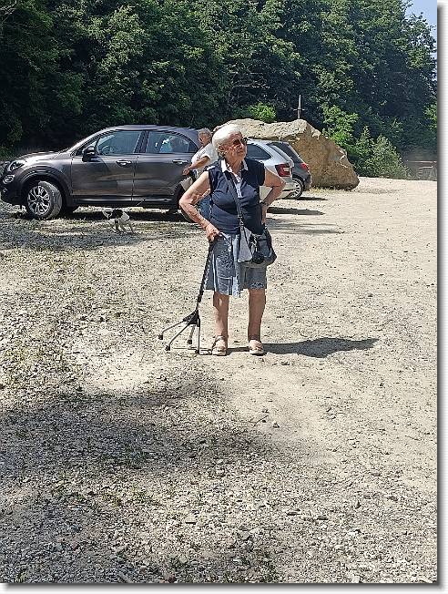 Clicca per scorrere le foto originali ingrandite