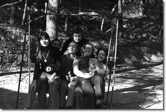Clicca per scorrere le foto originali ingrandite