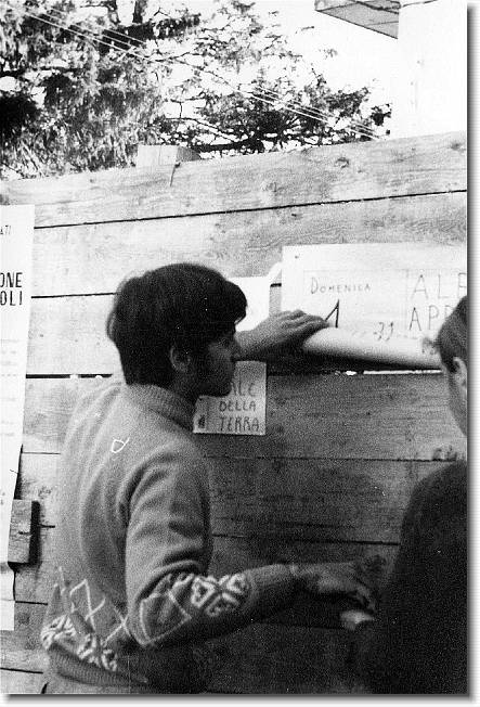 Clicca per scorrere le foto originali ingrandite