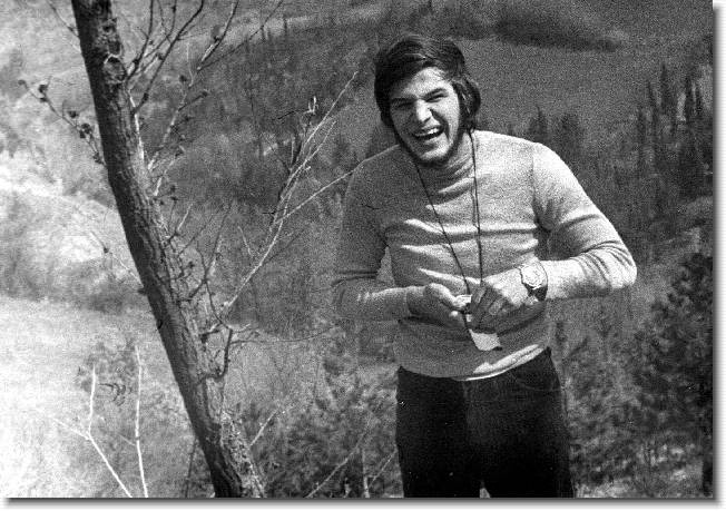 Clicca per scorrere le foto originali ingrandite
