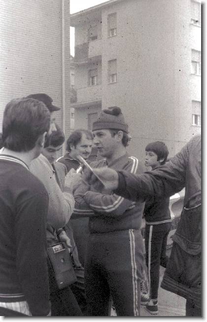 Clicca per scorrere le foto originali ingrandite