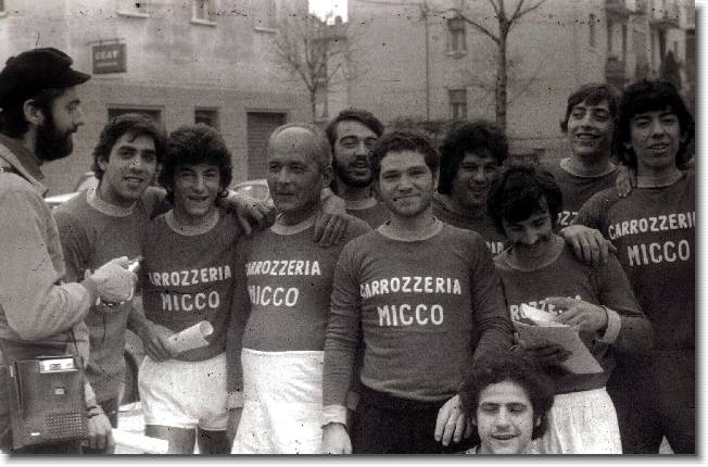 Clicca per scorrere le foto originali ingrandite