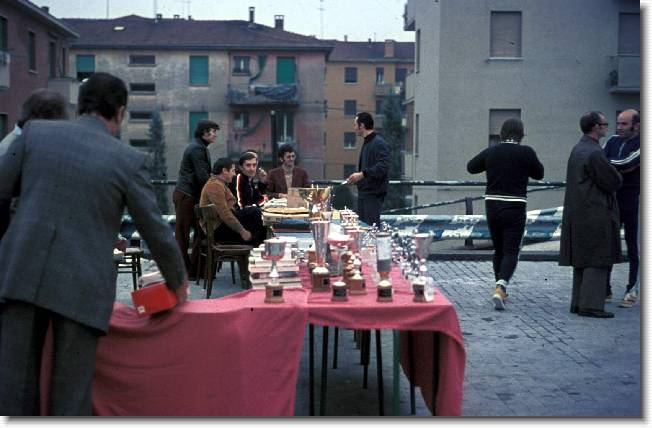 Clicca per scorrere le foto originali ingrandite