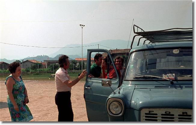 Clicca per scorrere le foto originali ingrandite
