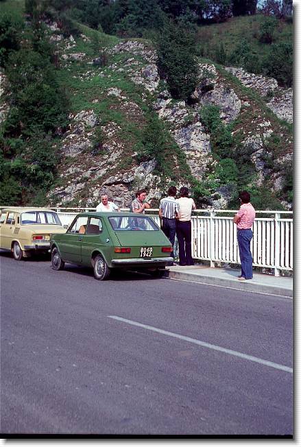 Clicca per scorrere le foto originali ingrandite