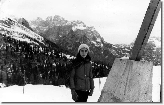 Clicca per scorrere le foto originali ingrandite