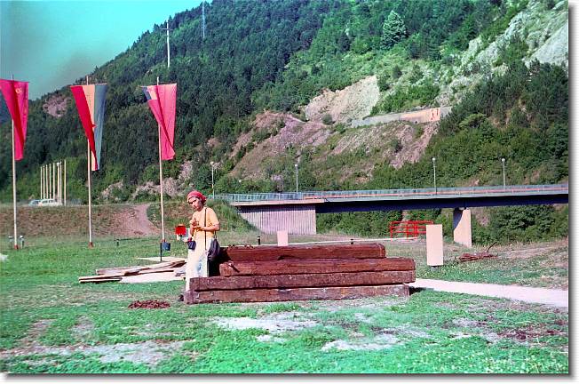 Clicca per scorrere le foto originali ingrandite