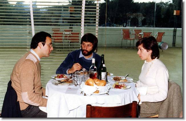 Clicca per scorrere le foto originali ingrandite