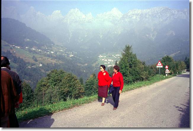 Clicca per scorrere le foto originali ingrandite