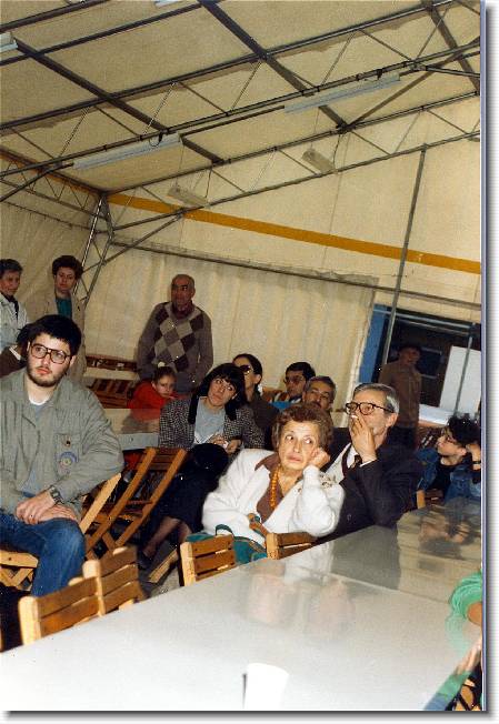 Clicca per scorrere le foto originali ingrandite