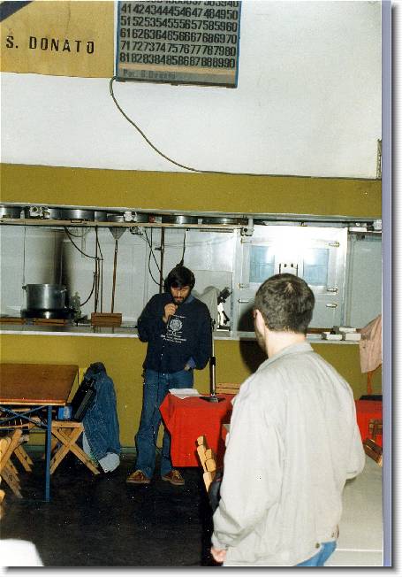Clicca per scorrere le foto originali ingrandite