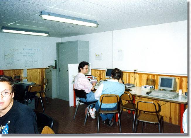 Clicca per scorrere le foto originali ingrandite