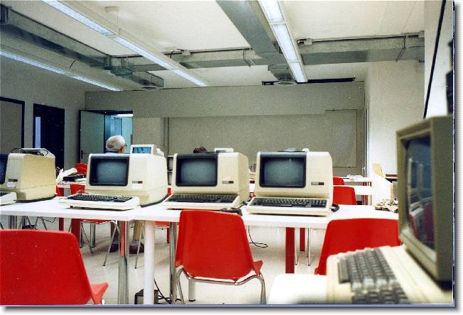 Clicca per scorrere le foto originali ingrandite