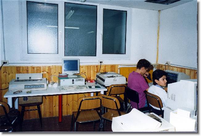 Clicca per scorrere le foto originali ingrandite