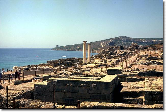 Clicca per scorrere le foto originali ingrandite