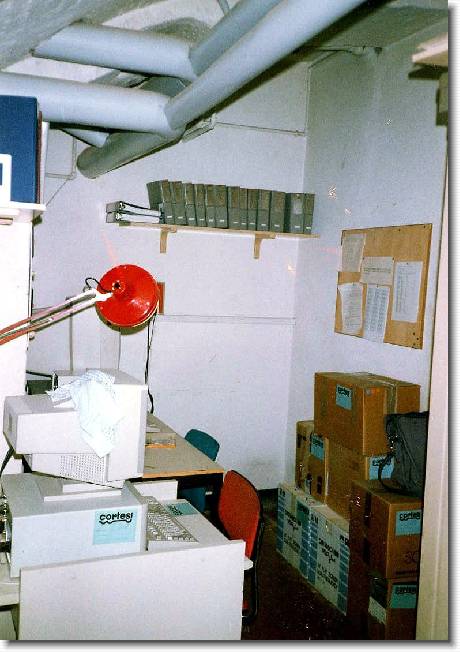 Clicca per scorrere le foto originali ingrandite