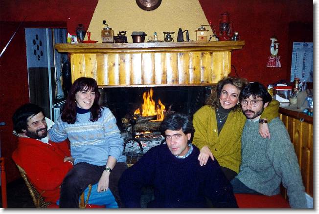 Clicca per scorrere le foto originali ingrandite