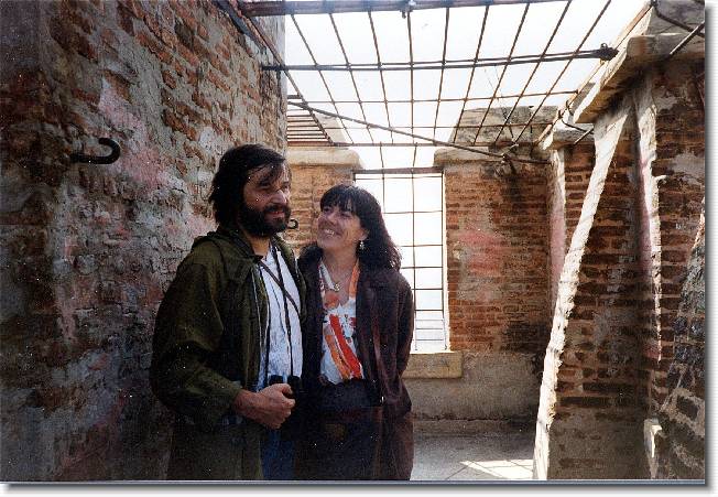 Clicca per scorrere le foto originali ingrandite