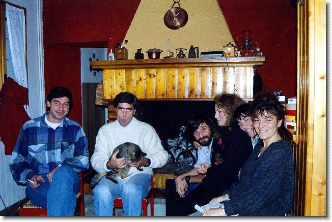 Clicca per scorrere le foto originali ingrandite