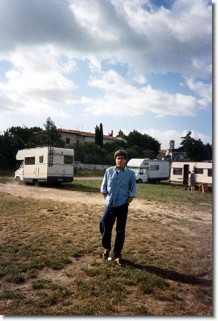 Clicca per scorrere le foto originali ingrandite