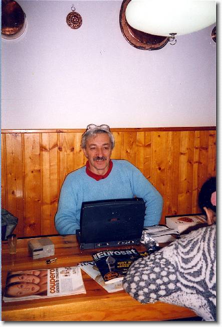Clicca per scorrere le foto originali ingrandite