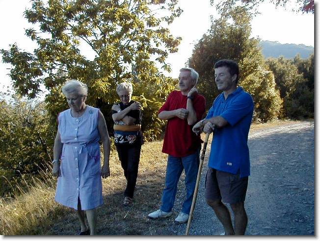 Clicca per scorrere le foto originali ingrandite