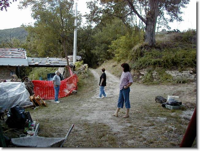 Clicca per scorrere le foto originali ingrandite