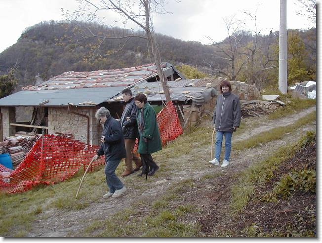 Clicca per scorrere le foto originali ingrandite