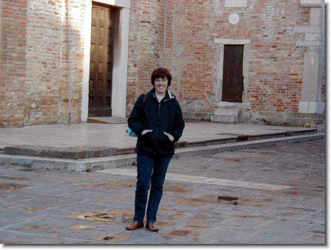 Clicca per scorrere le foto originali ingrandite