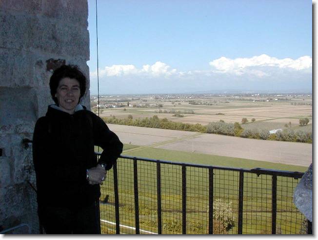 Clicca per scorrere le foto originali ingrandite