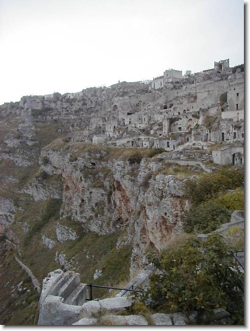 Clicca per scorrere le foto originali ingrandite