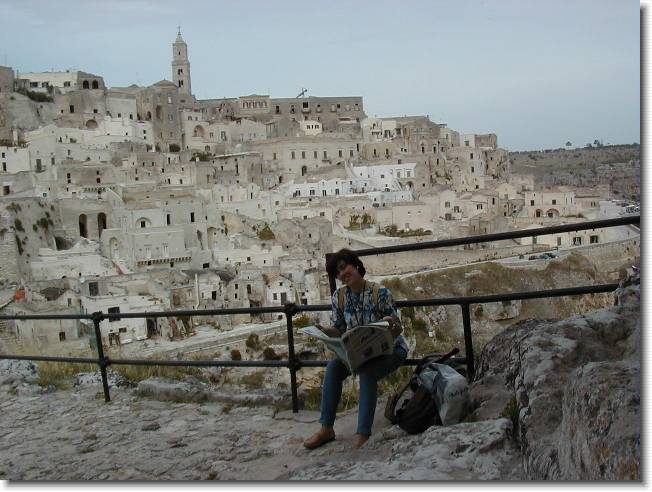 Clicca per scorrere le foto originali ingrandite