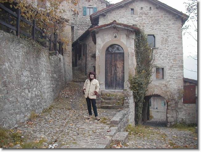 Clicca per scorrere le foto originali ingrandite