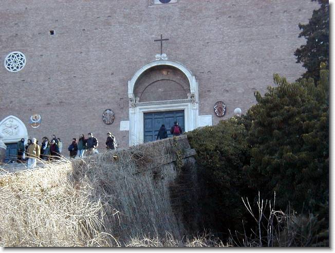 Clicca per scorrere le foto originali ingrandite