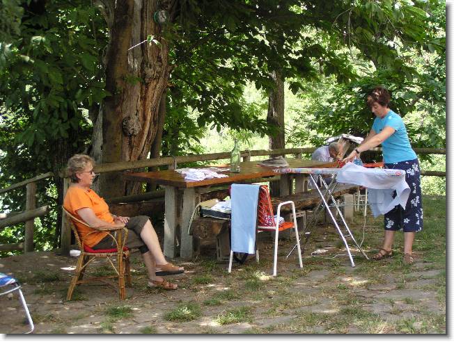 Clicca per scorrere le foto originali ingrandite