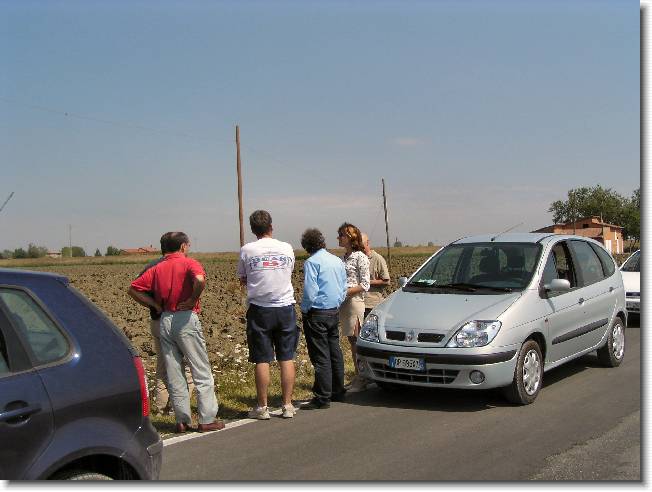 Clicca per scorrere le foto originali ingrandite