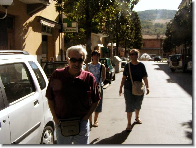 Clicca per scorrere le foto originali ingrandite